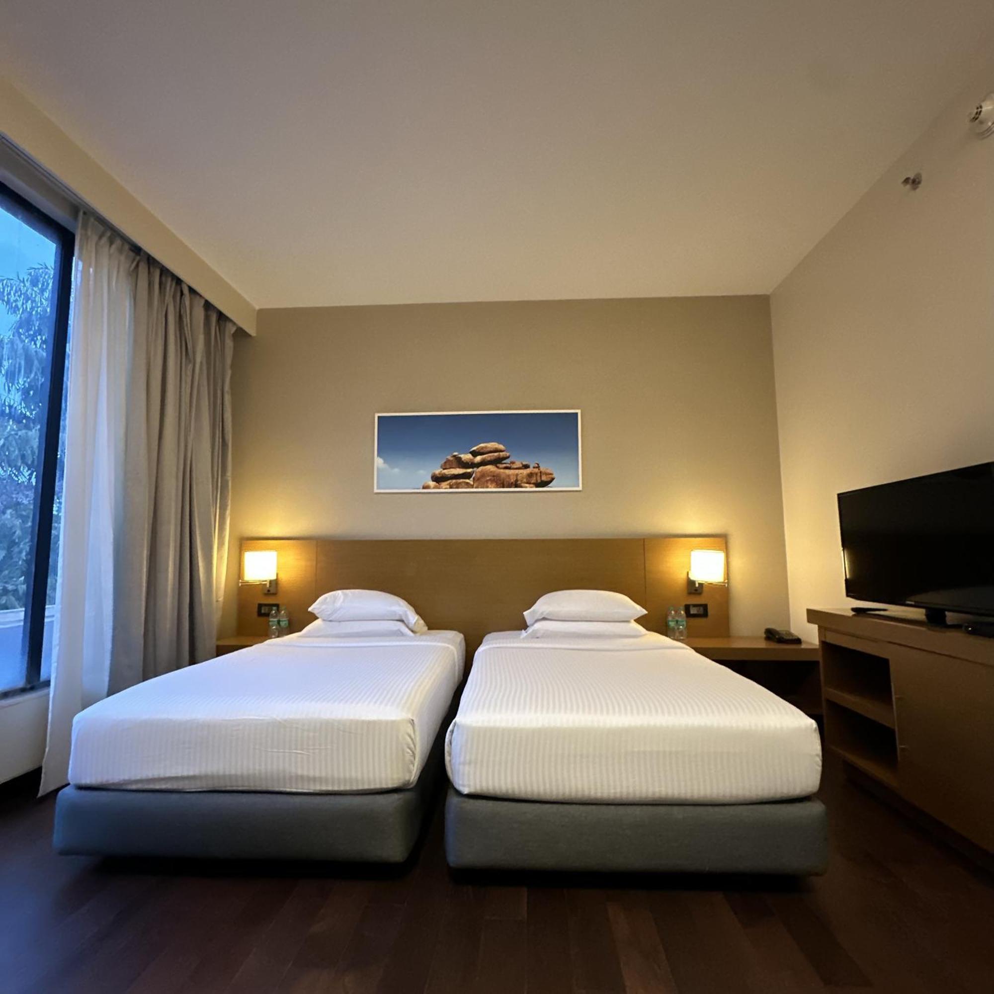 Hyatt Place Хампи Экстерьер фото